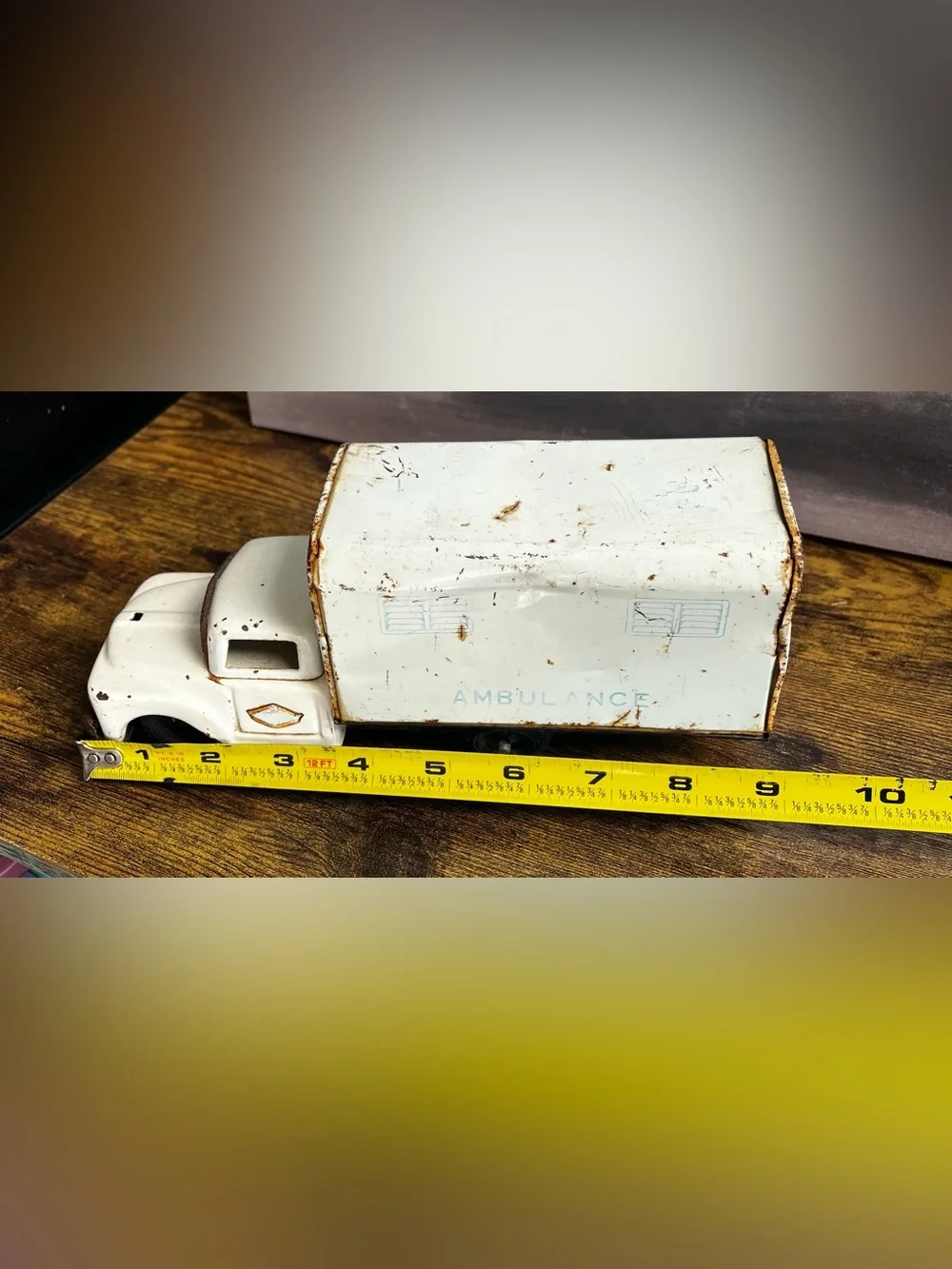 Vintage 50s/60s Tin Litho Toy Ambulance